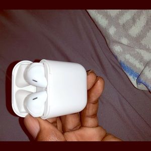 Apple Airpods Series 2.